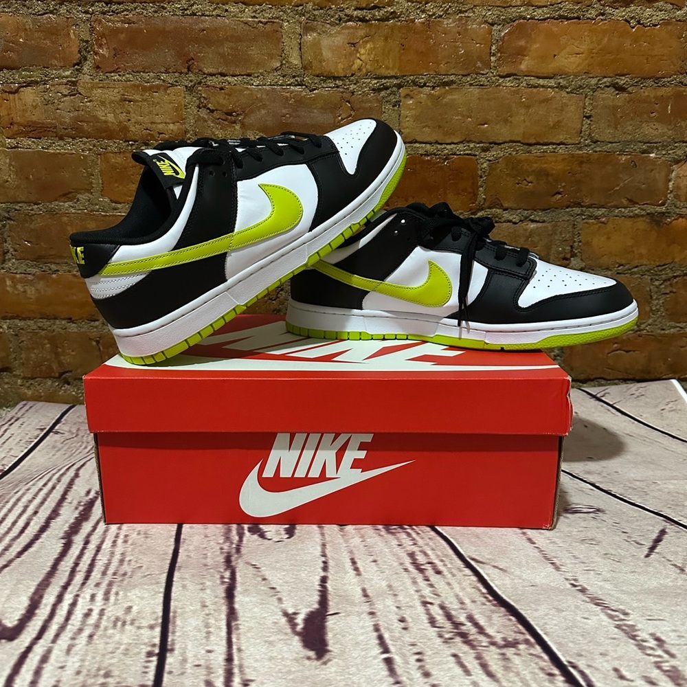 Nike Dunk Low Retro Men's Size 13